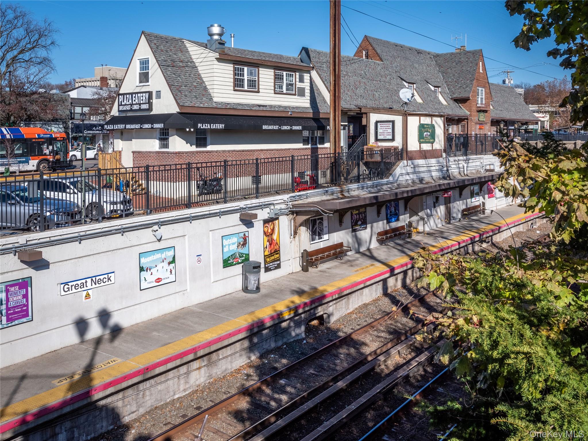 25 Park Place # 2C, Great Neck, NY 11021