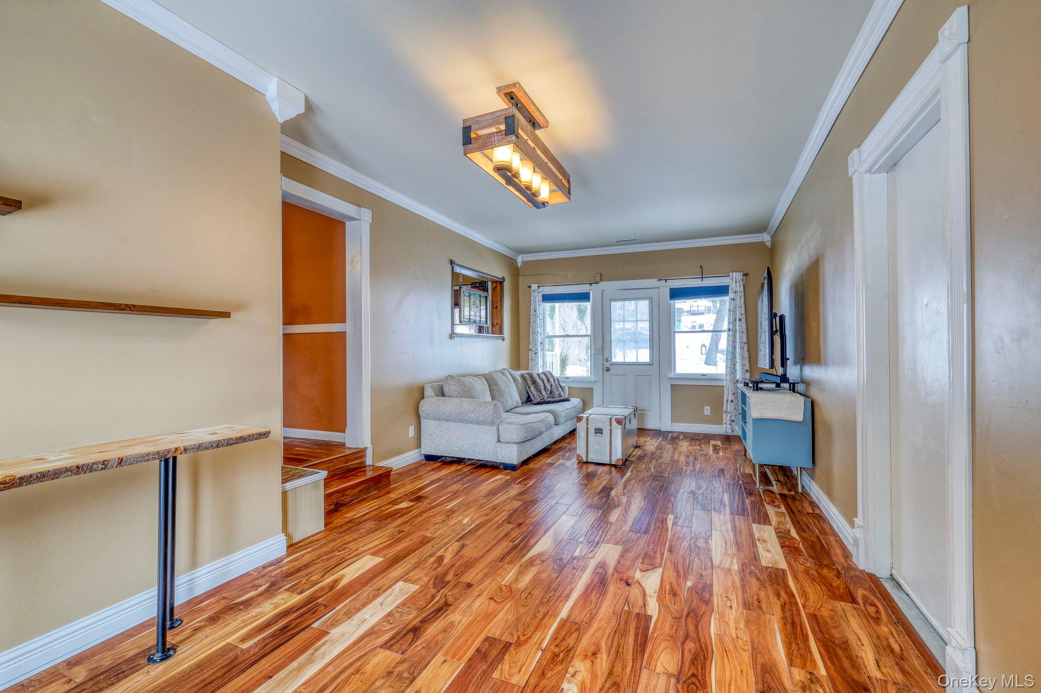 4 Verplanck Avenue, Hopewell Junction, NY 12533