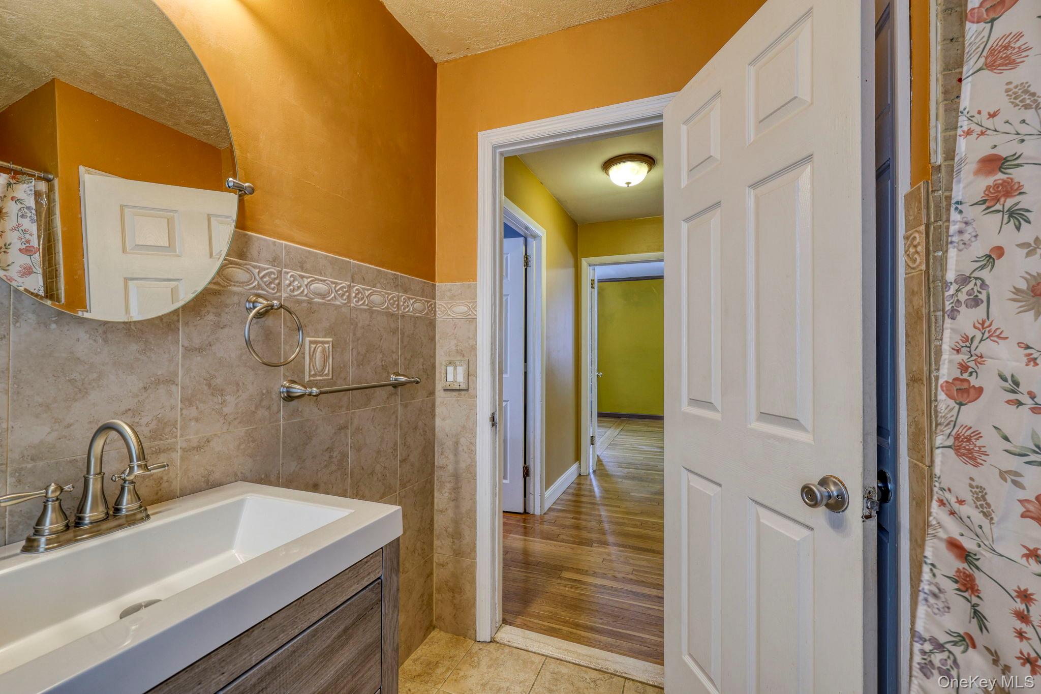 4 Verplanck Avenue, Hopewell Junction, NY 12533