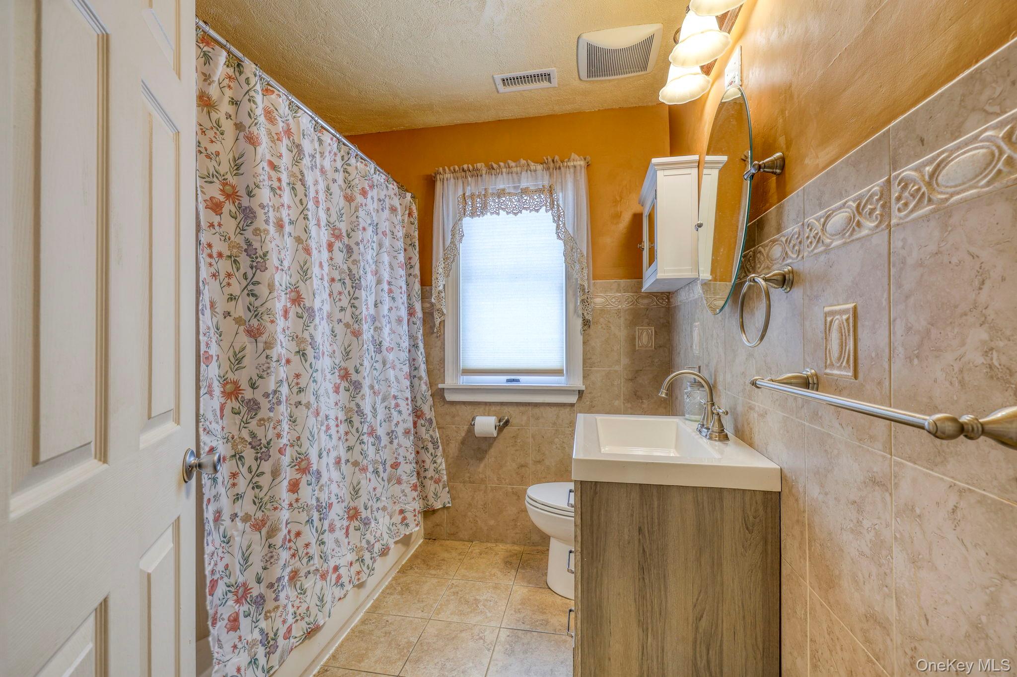 4 Verplanck Avenue, Hopewell Junction, NY 12533