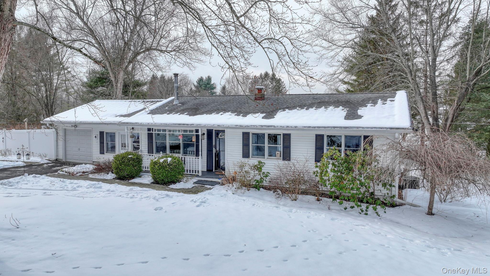 4 Verplanck Avenue, Hopewell Junction, NY 12533