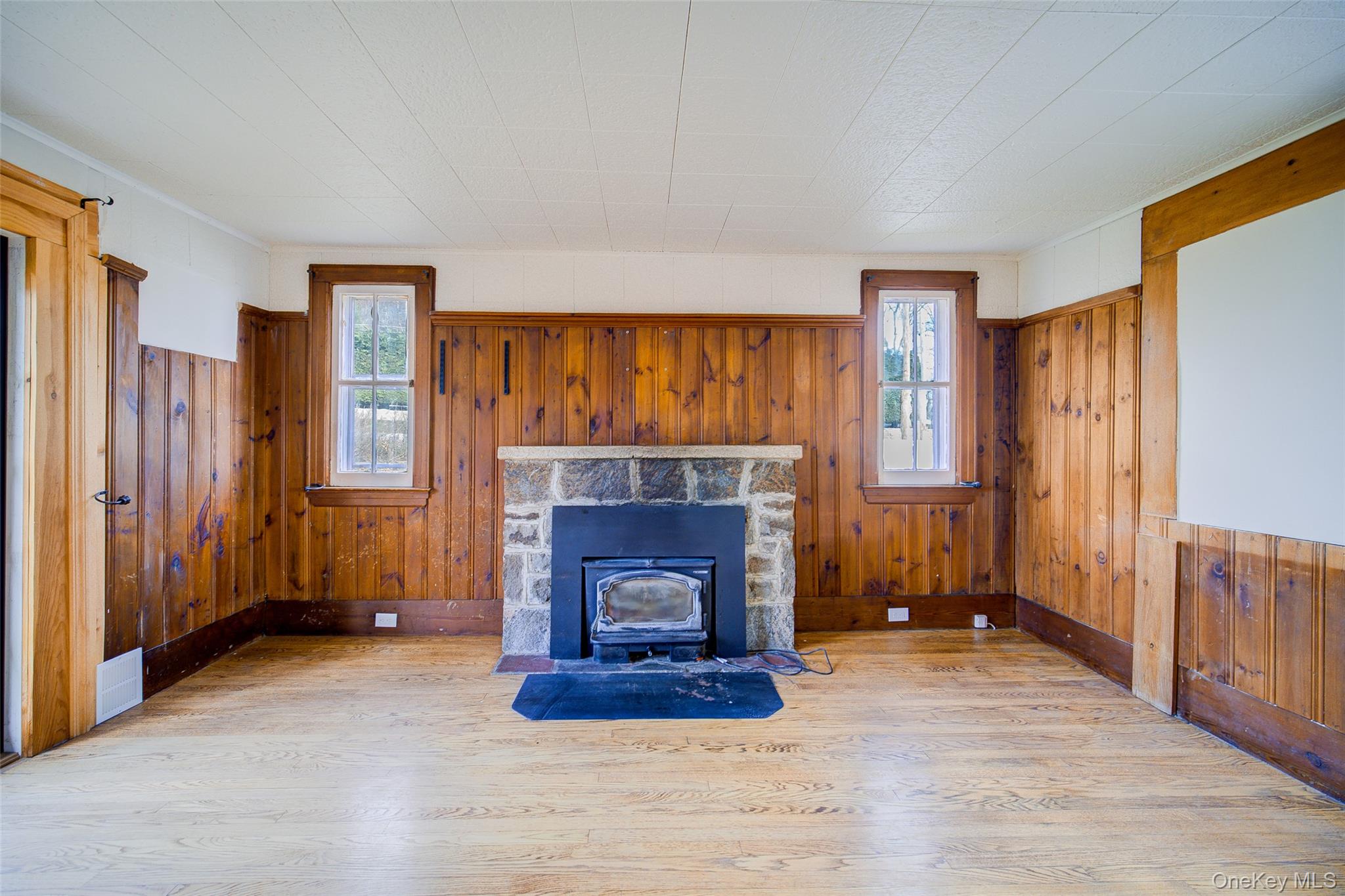 17 Baldwin Road, Carmel, NY 10512