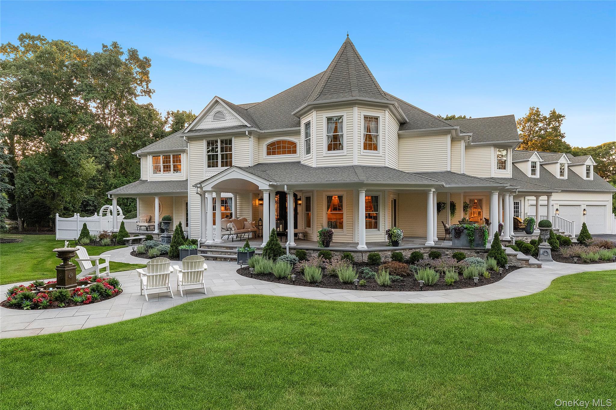 2 N Harbor Down, Miller Place, NY 11764