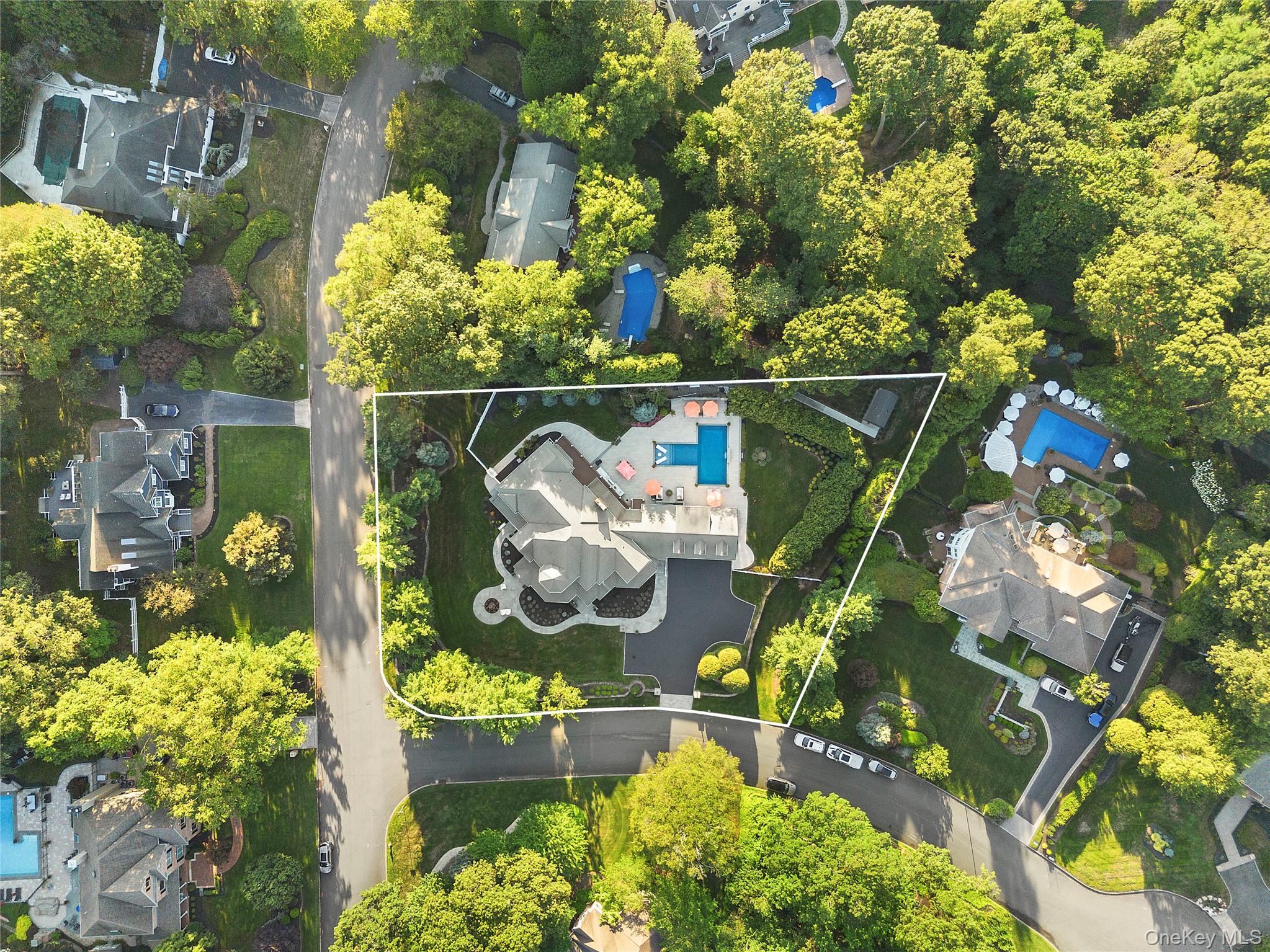 2 N Harbor Down, Miller Place, NY 11764