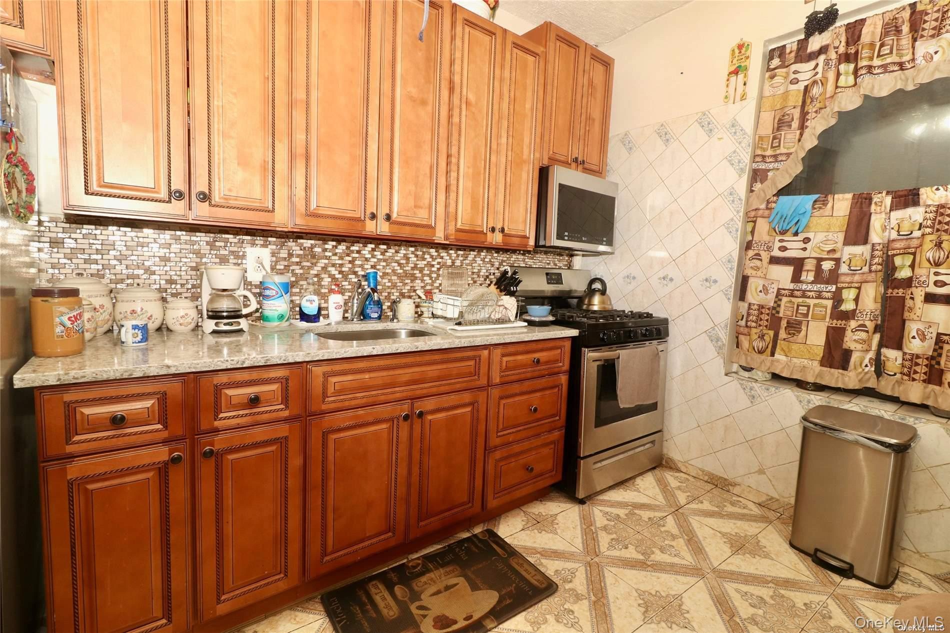 941 Jerome Avenue # 6C, Bronx, NY 10452