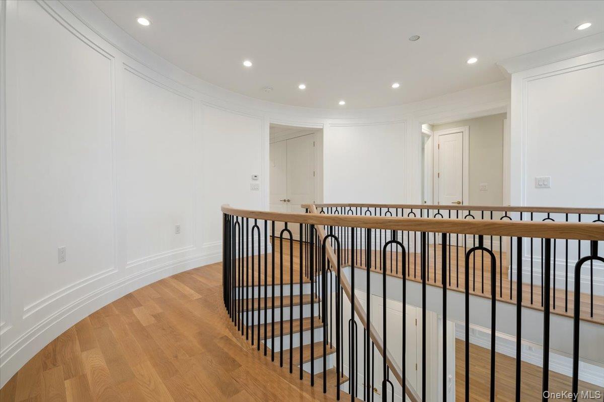 772 Park Lane, North Woodmere, NY 11581