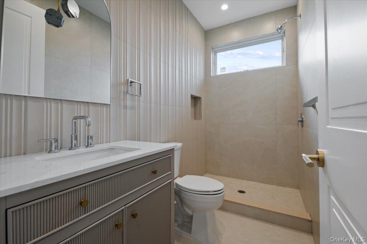 772 Park Lane, North Woodmere, NY 11581