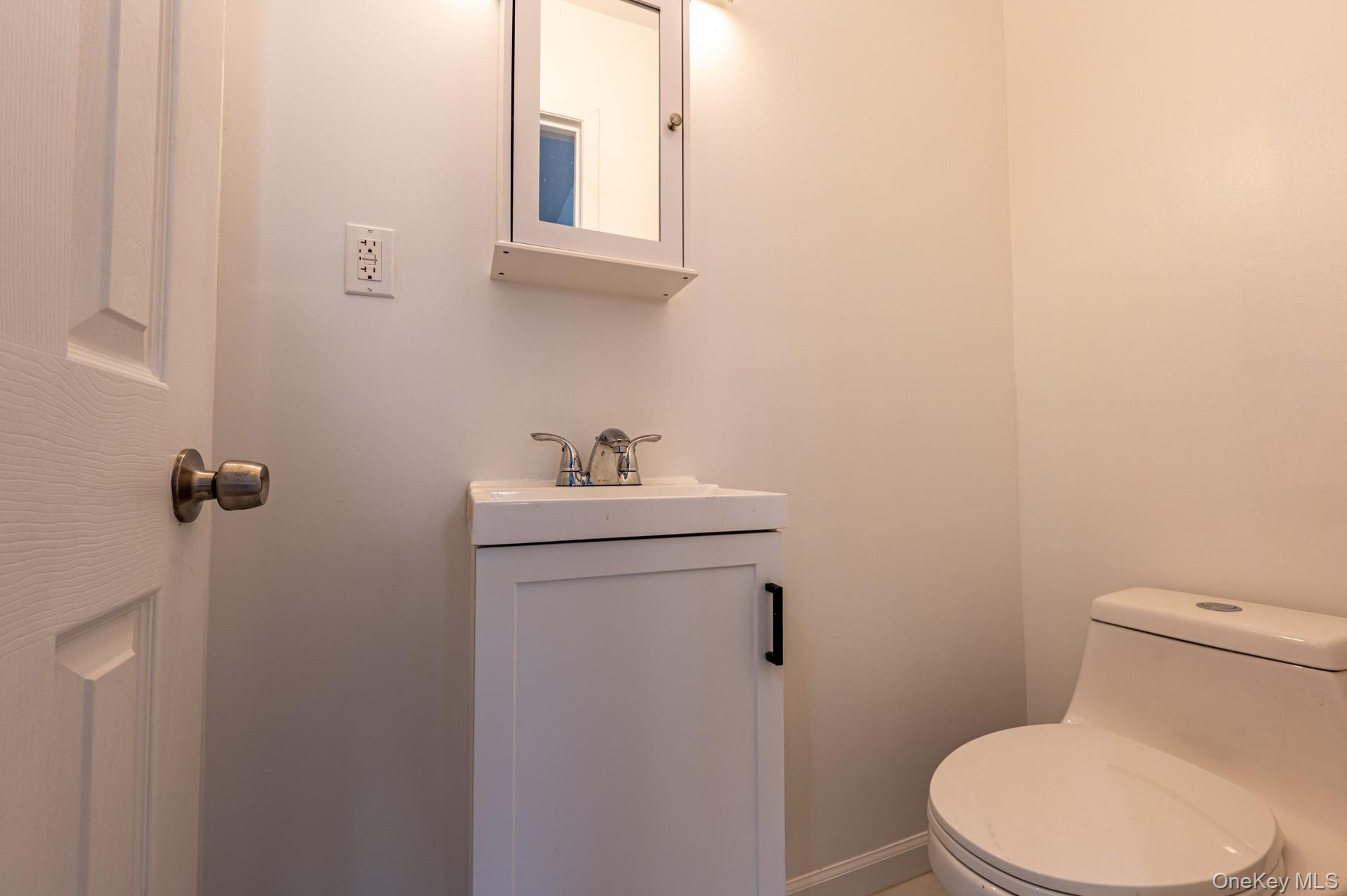 1913 Barnes Avenue, Bronx, NY 10462