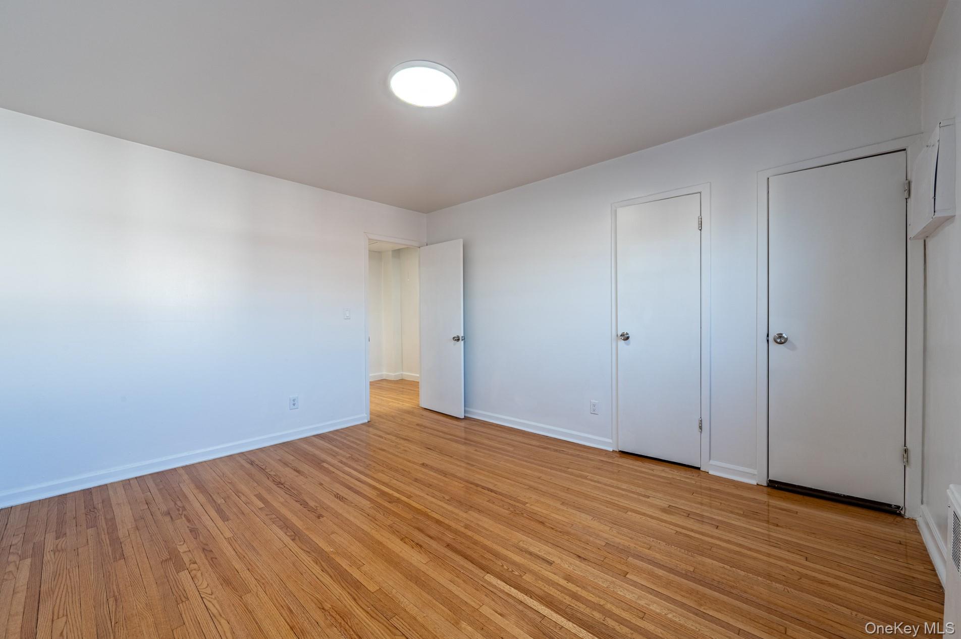 1913 Barnes Avenue, Bronx, NY 10462