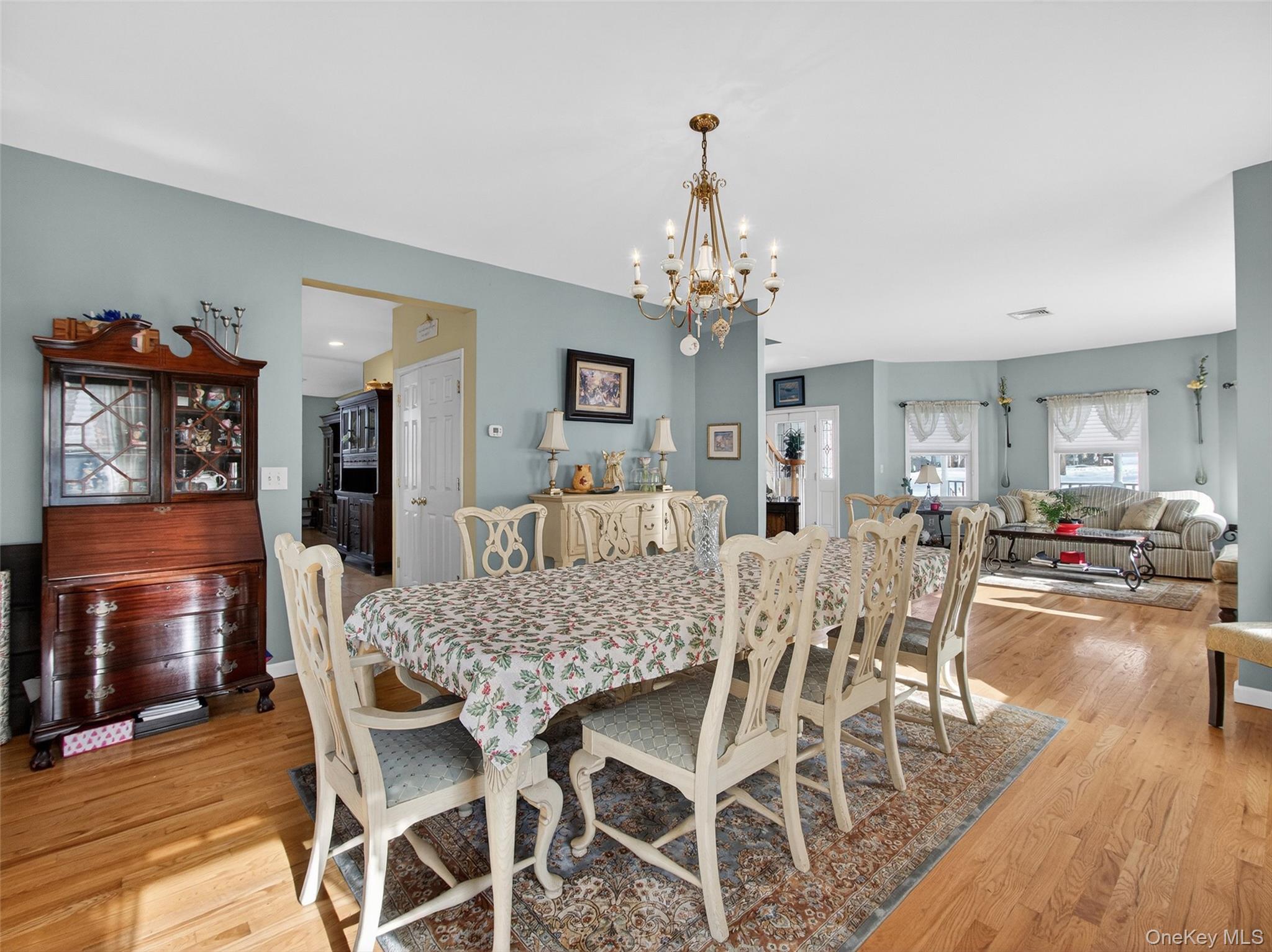 23 Carley Court, West Nyack, NY 10994