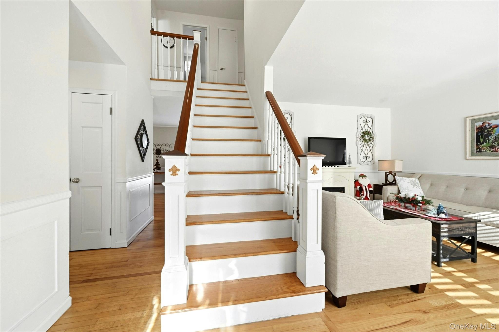 7 Herdman Court, Middle Island, NY 11953