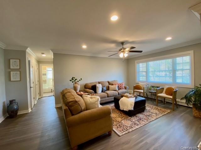 307 Robinson Avenue # 8, Patchogue, NY 11772