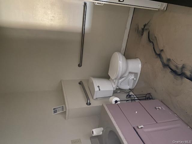 2412 State Route 52, Pine Bush, NY 12566