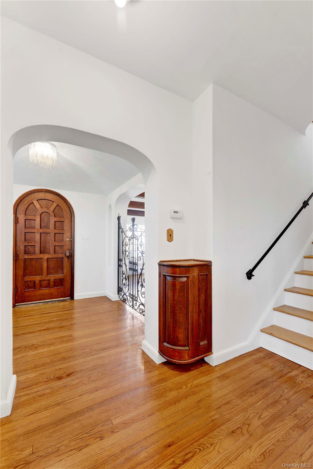 166 W Olive Street, Long Beach, NY 11561