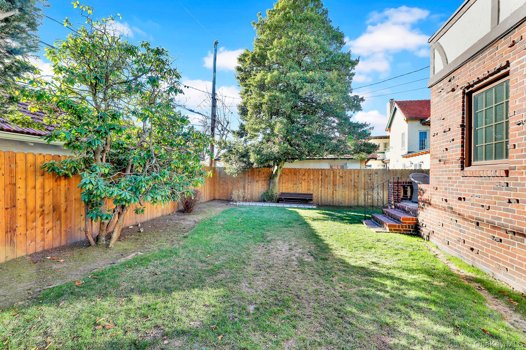 166 W Olive Street, Long Beach, NY 11561