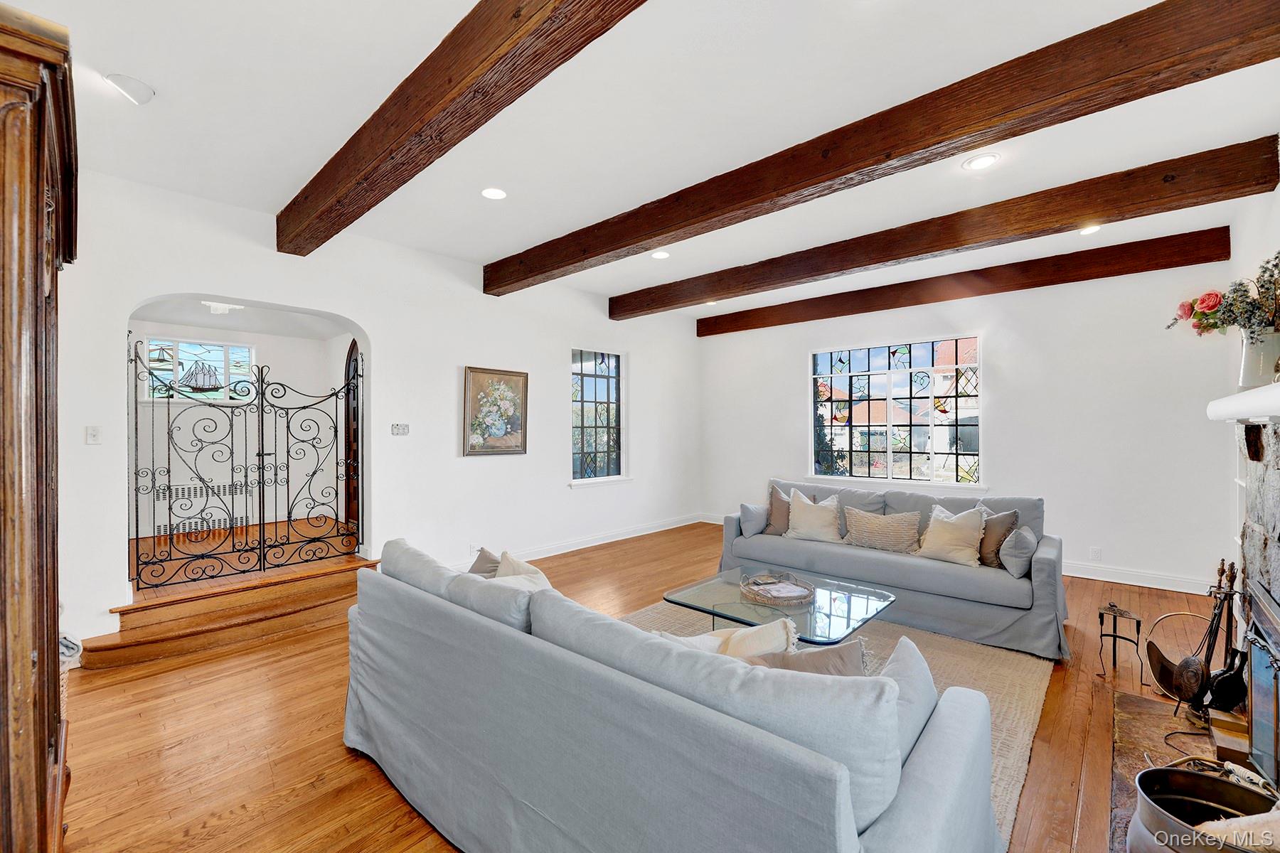 166 W Olive Street, Long Beach, NY 11561