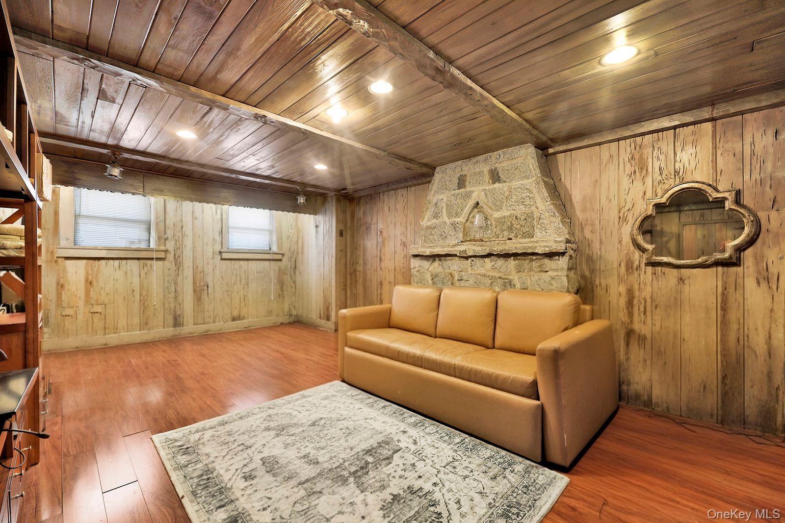 166 W Olive Street, Long Beach, NY 11561