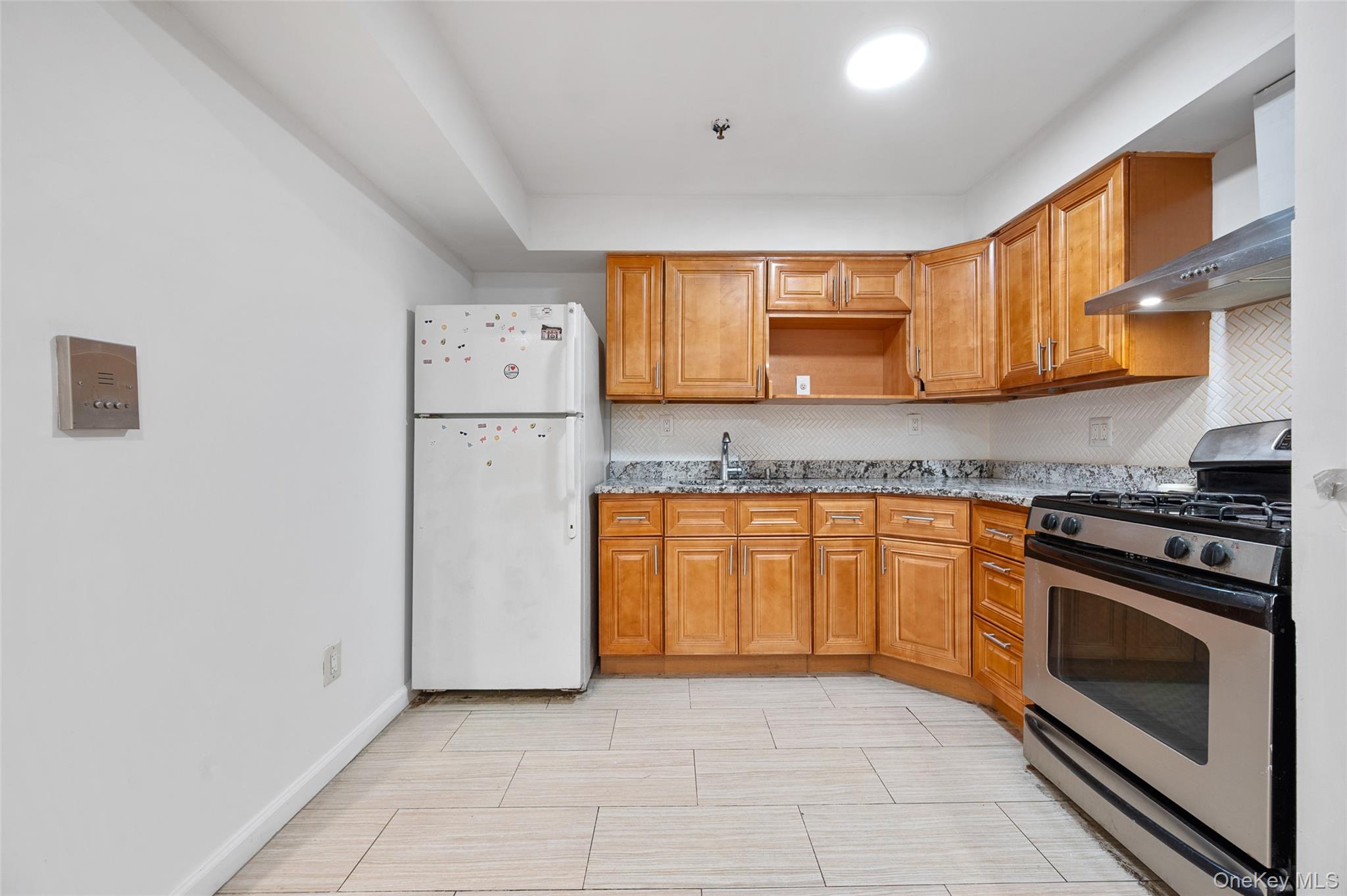 108-10 35th Avenue, Corona, NY 11368