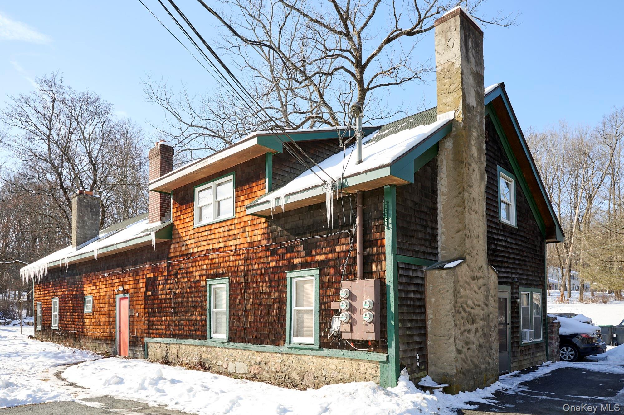 19 Roselawn Road, Central Valley, NY 10917