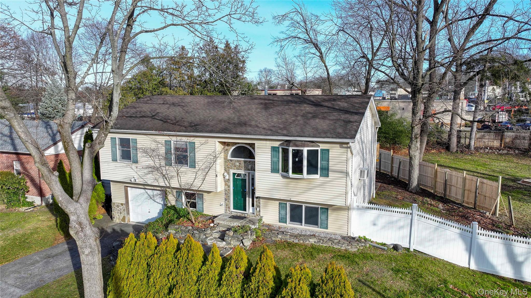 8 Jamison Place, Newburgh, NY 12550