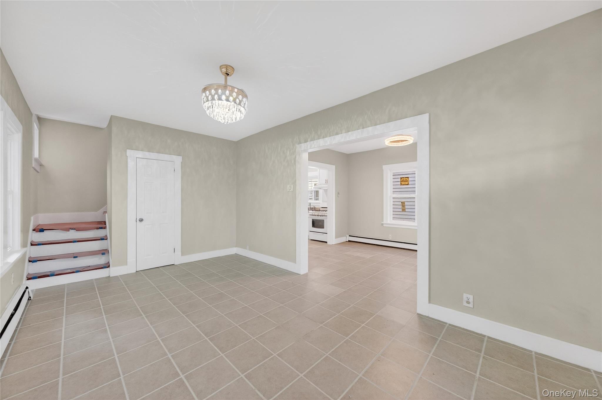 13 Poplar Street, Newburgh, NY 12550