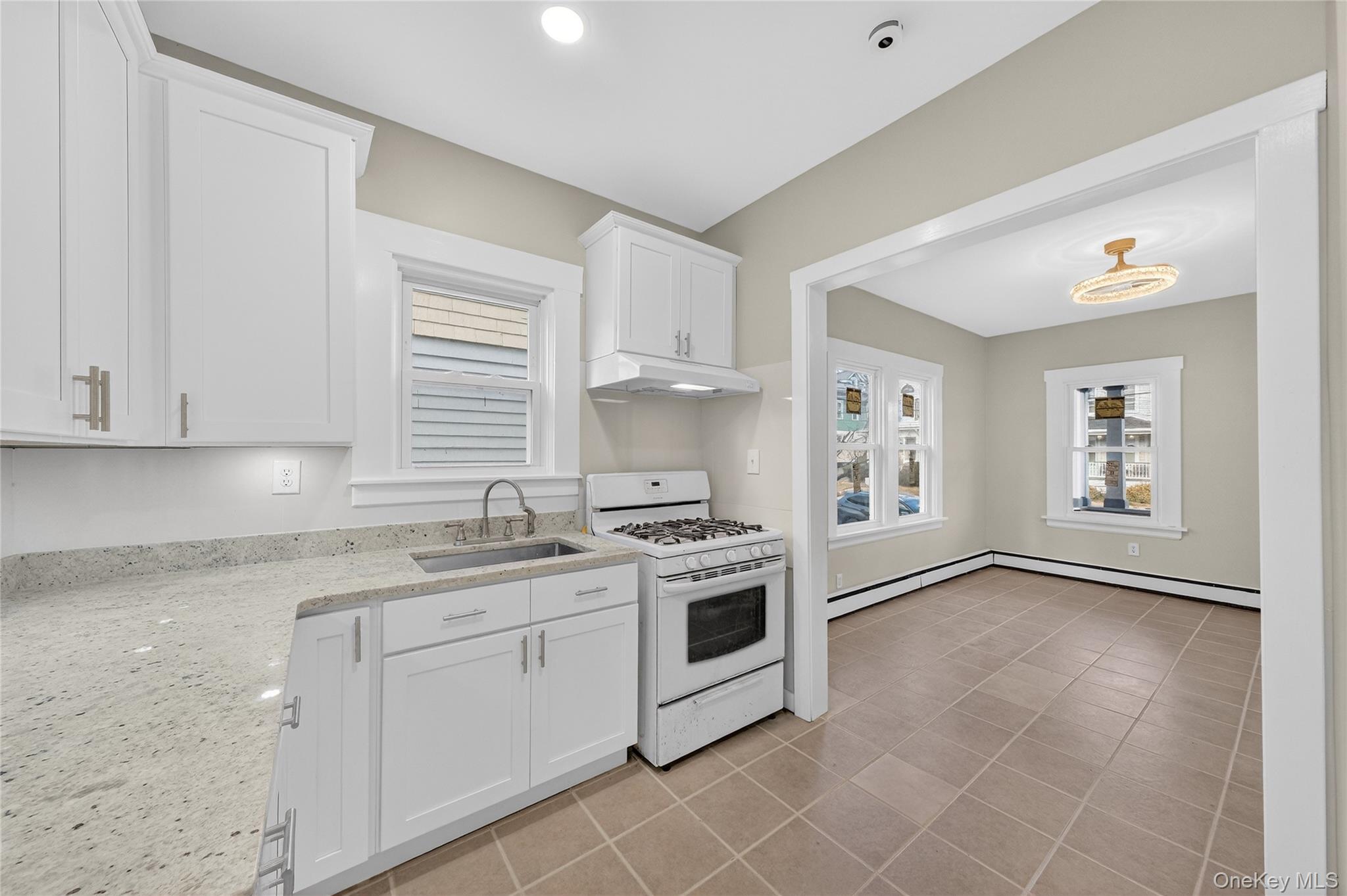 13 Poplar Street, Newburgh, NY 12550