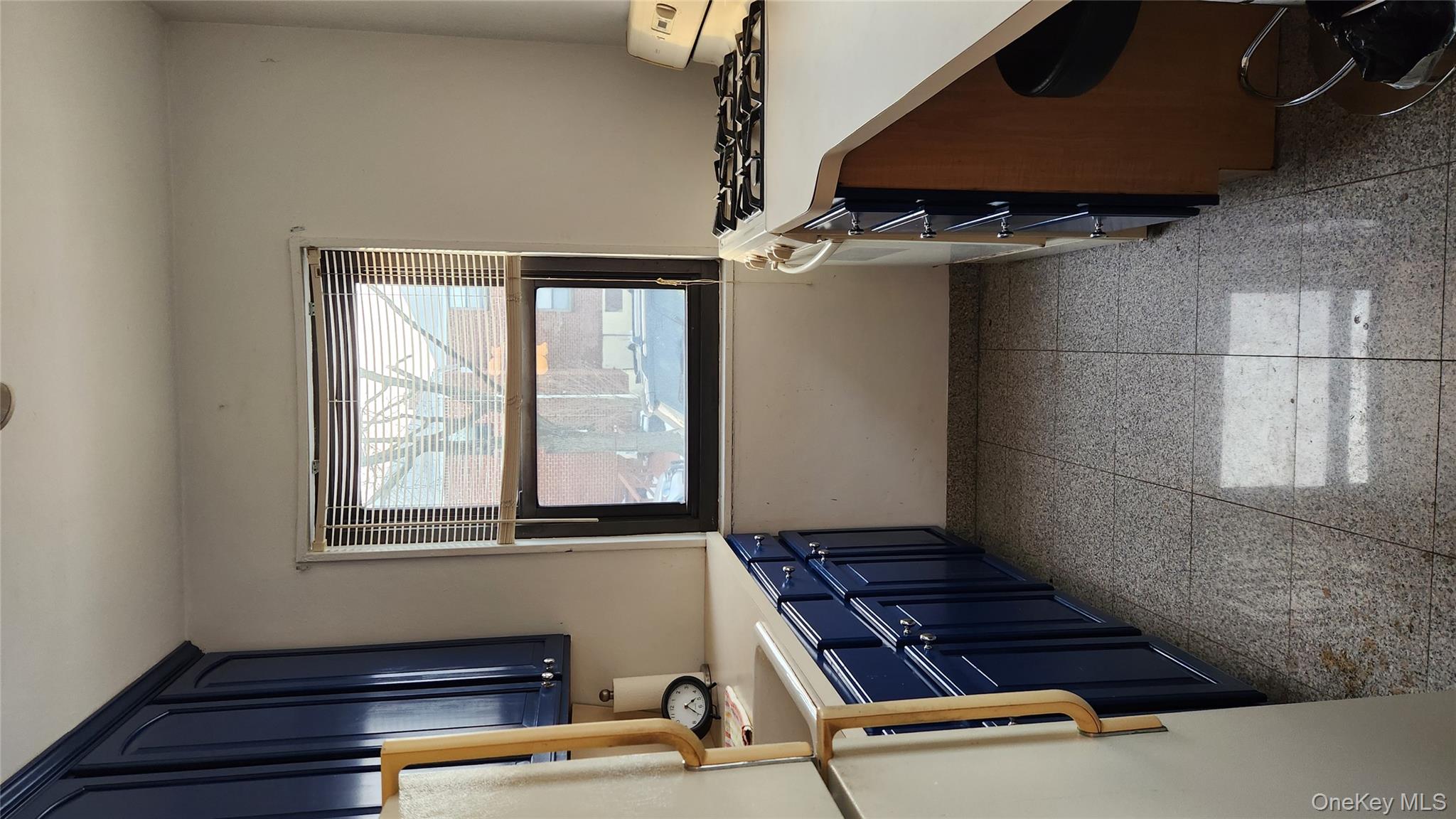 15-27 159 Street 159 Street # 619, Whitestone, NY 11357