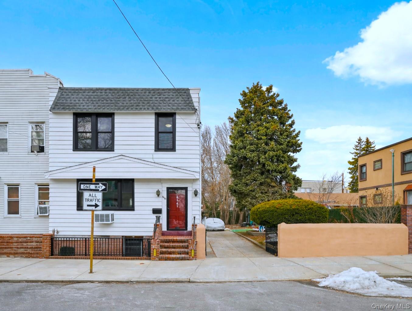 6161 62 Avenue, Middle Village, NY 11379