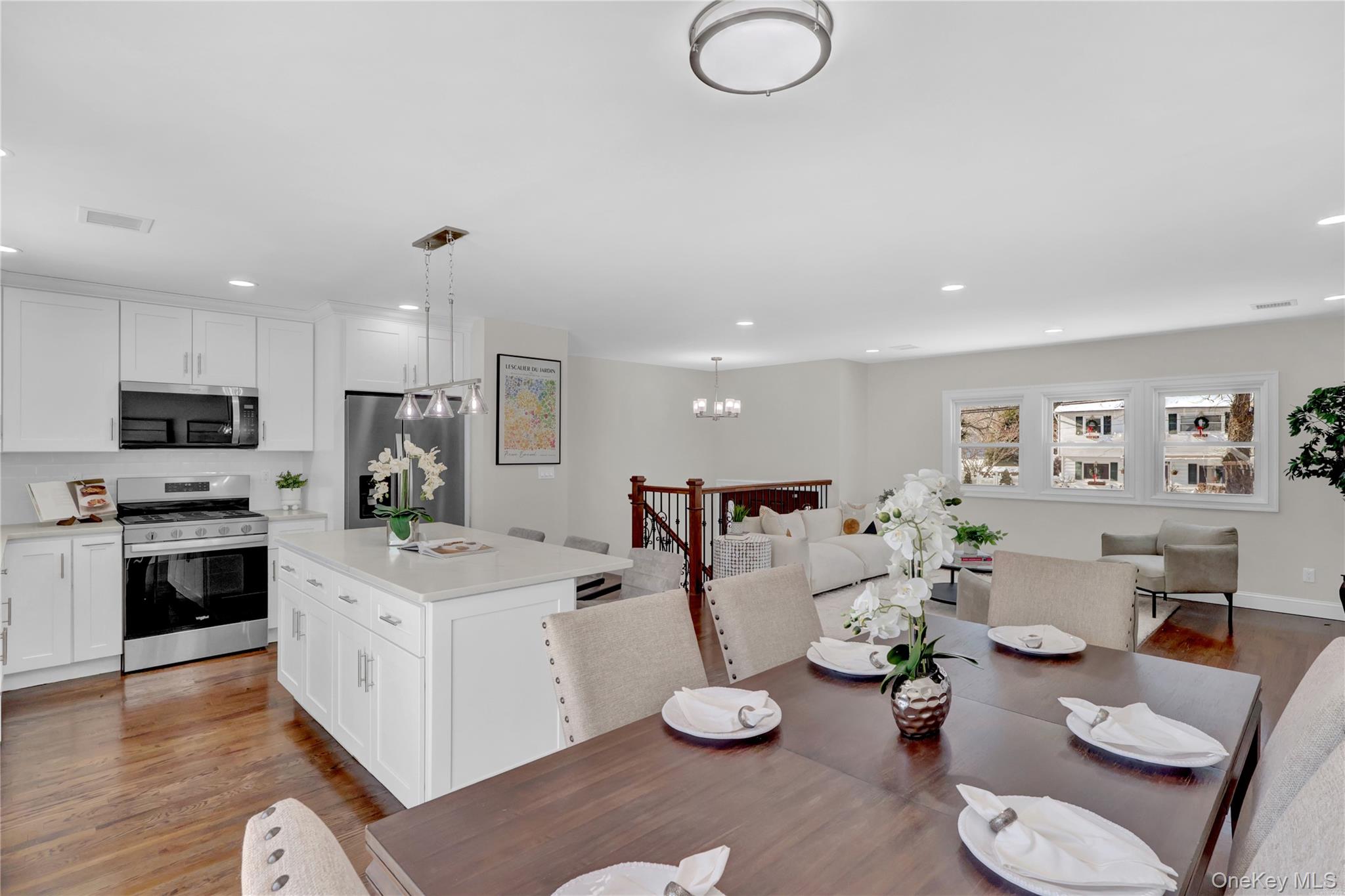 3 Jayne Avenue, Melville, NY 11747