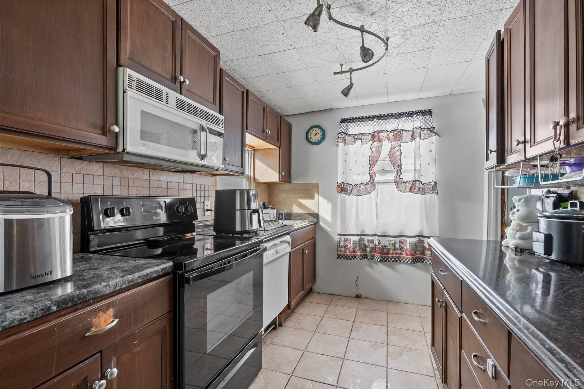 97 Maple Avenue, Shirley, NY 11967