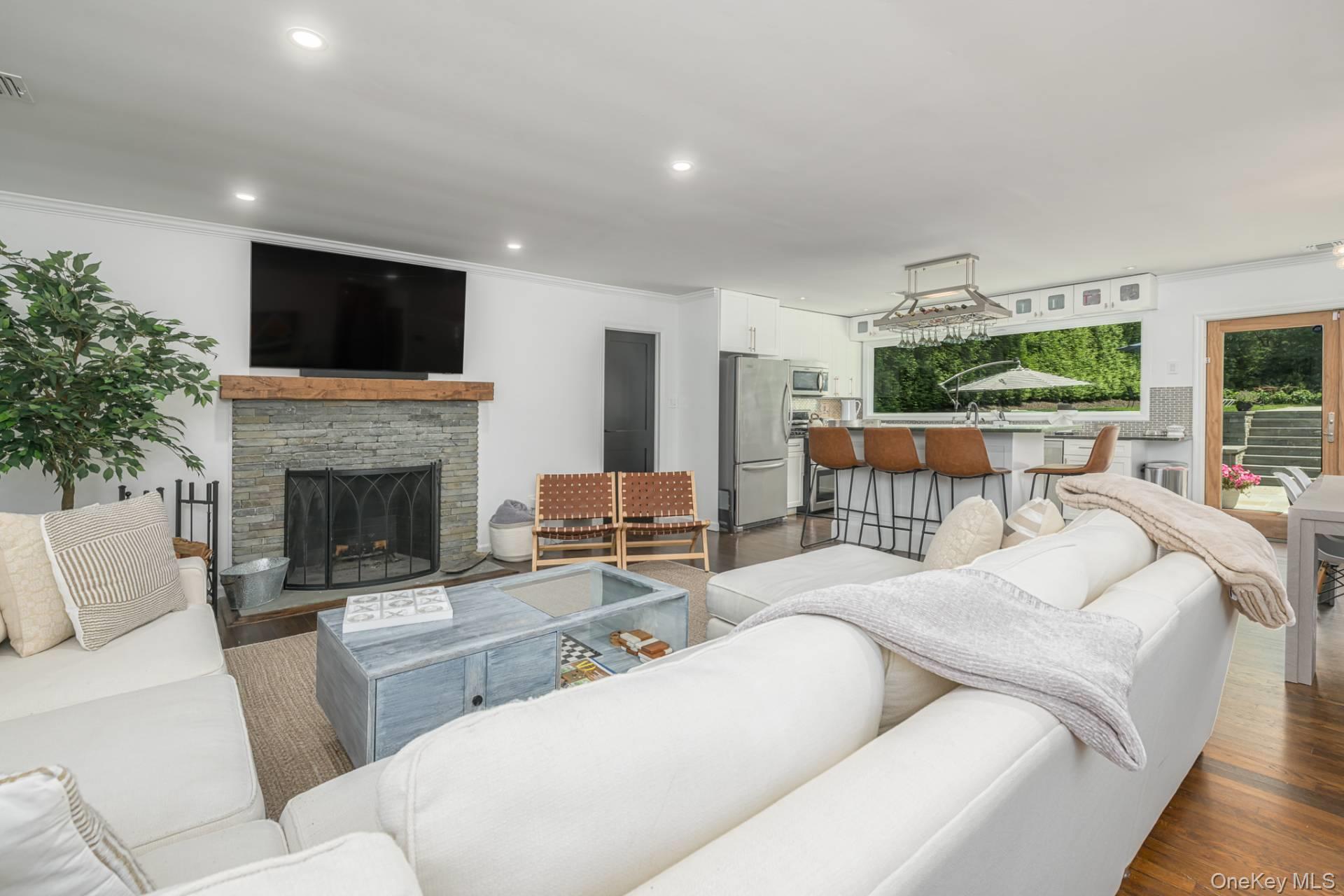 104 Springy Banks Road, East Hampton, NY 11937