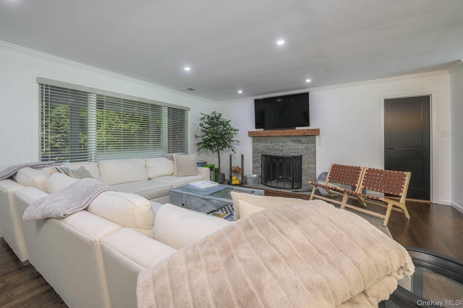 104 Springy Banks Road, East Hampton, NY 11937