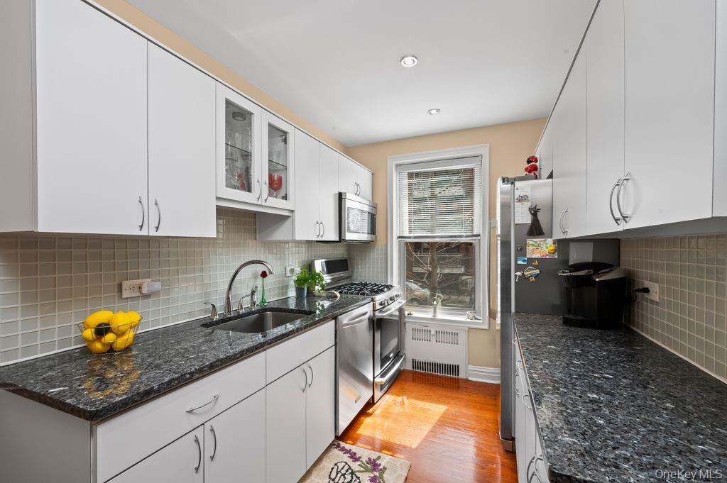 9437 Shore Road # 1A, Brooklyn, NY 11209