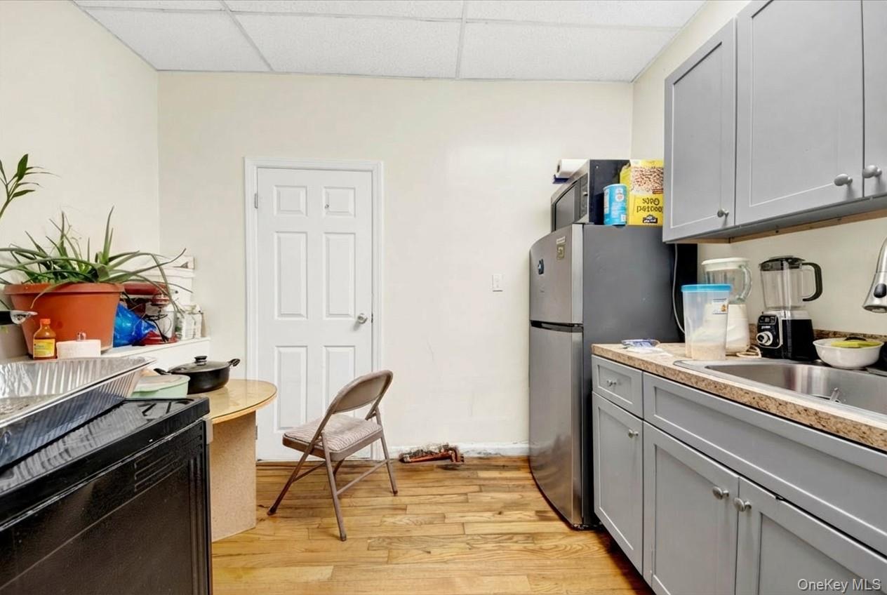 13 N 6th Avenue, Mount Vernon, NY 10550