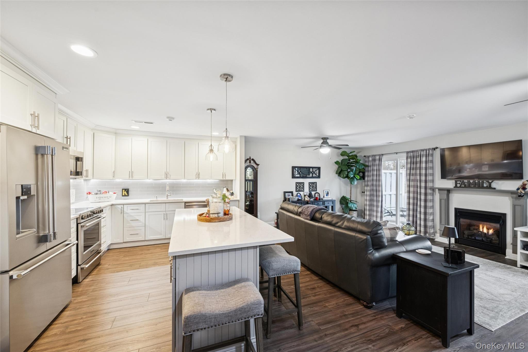 606 Sara Circle, Port Jefferson Station, NY 11776