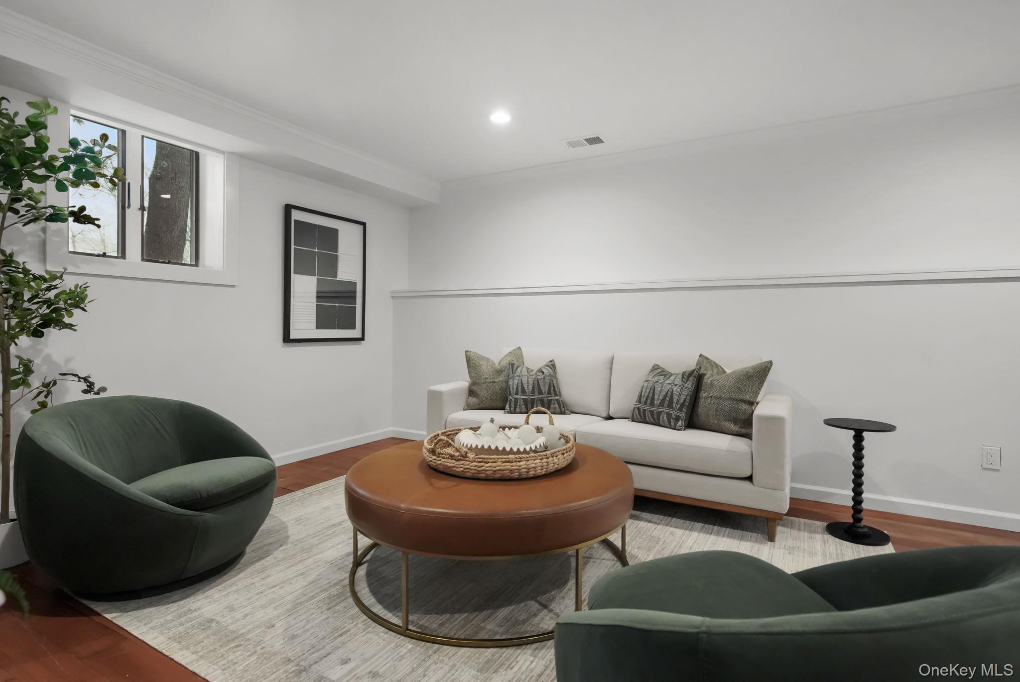 29 Meadow Lane, Chappaqua, NY 10514