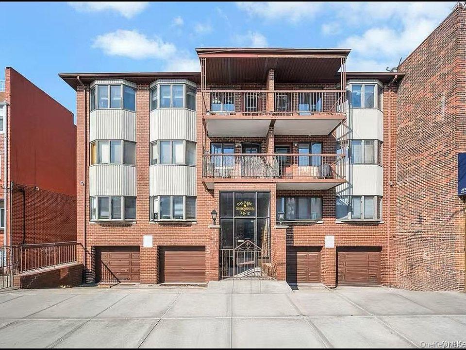 46-12 161st Street # 2C, Flushing, NY 11358