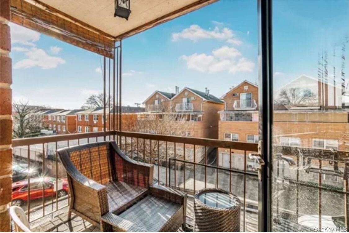 46-12 161st Street # 2C, Flushing, NY 11358