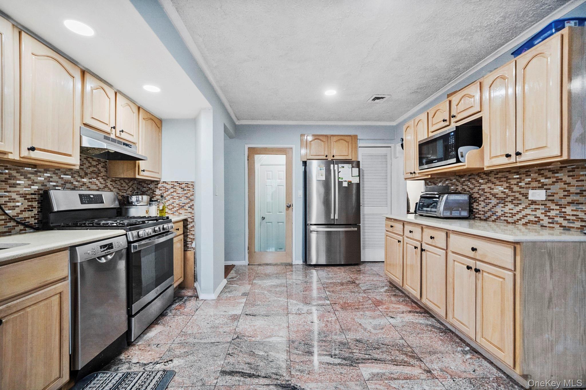 2431 Deerfield Road, Far Rockaway, NY 11691