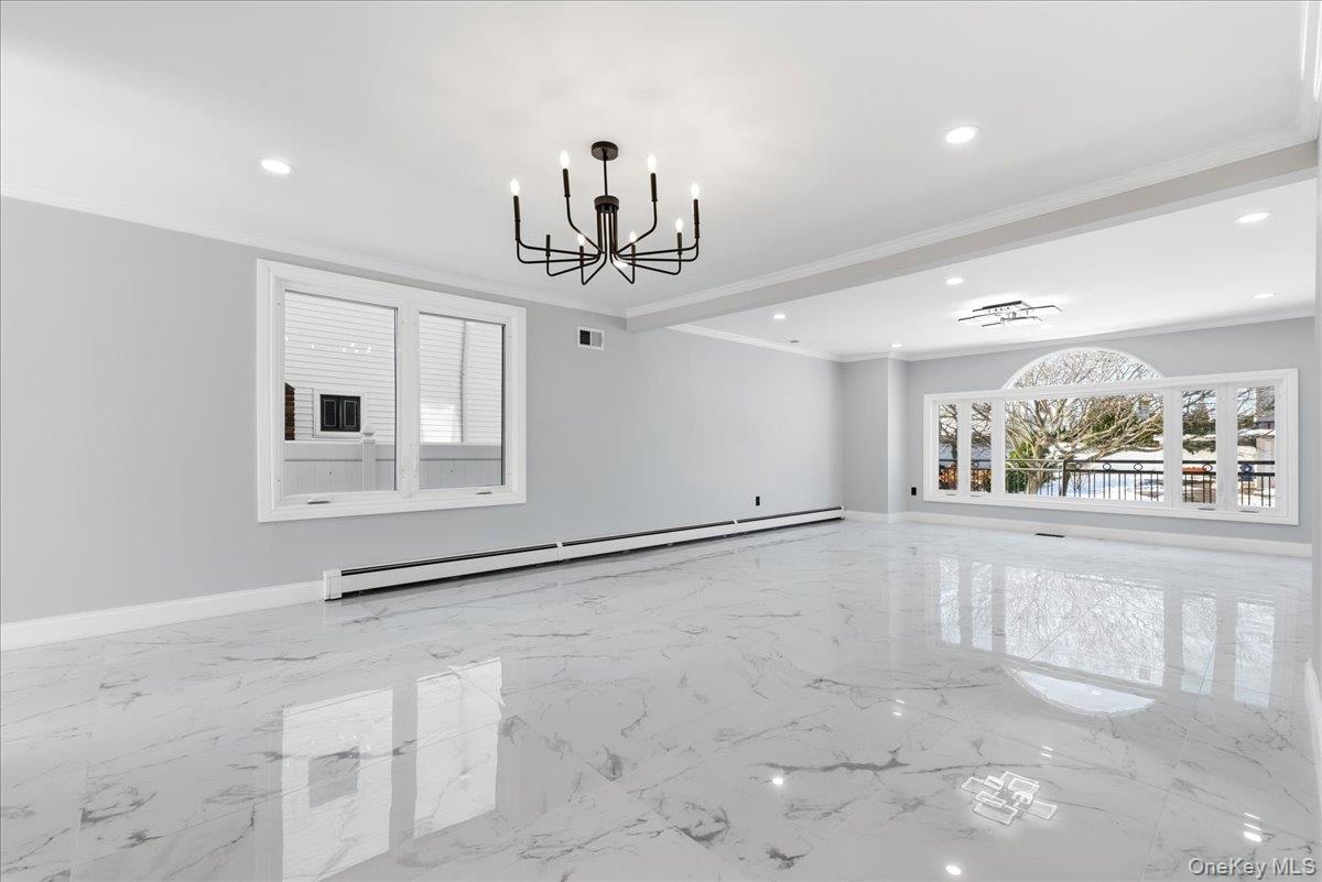 88 Mark Lane, Atlantic Beach, NY 11509