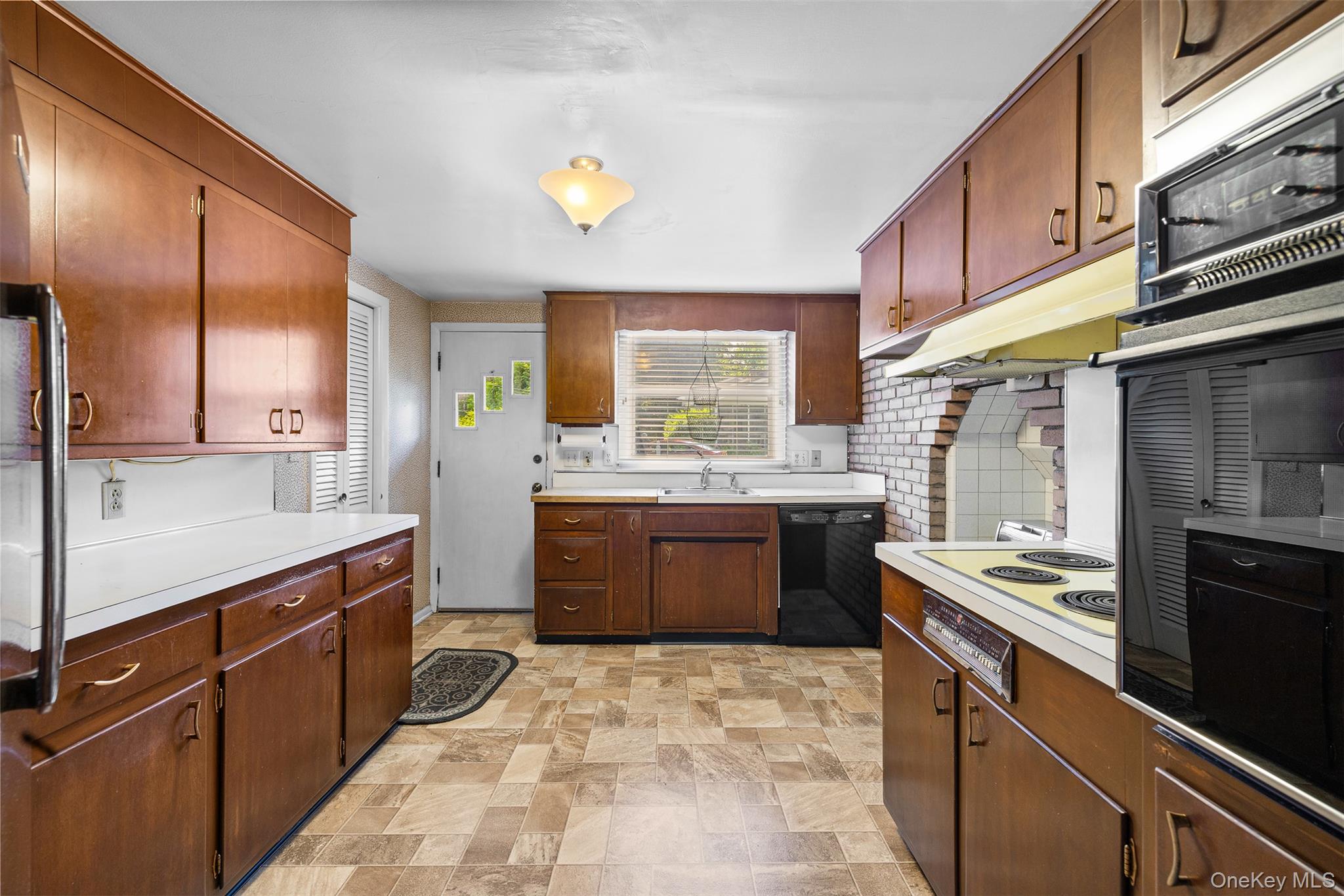 9 Beech Street, Balmville, NY 12550