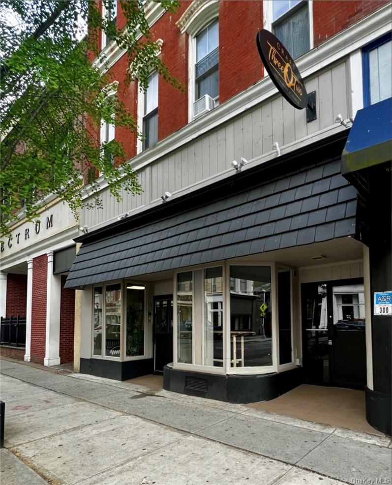 302-304 Main Street, Poughkeepsie, NY 12601