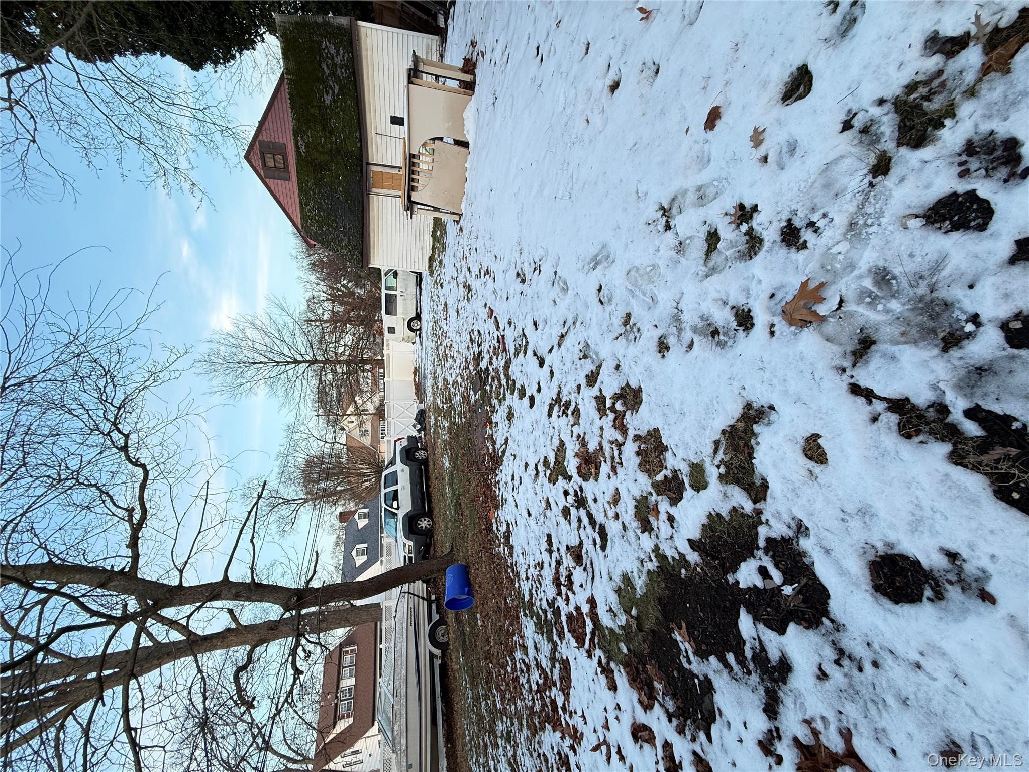 18 Hotchkiss Place, Freeport, NY 11520