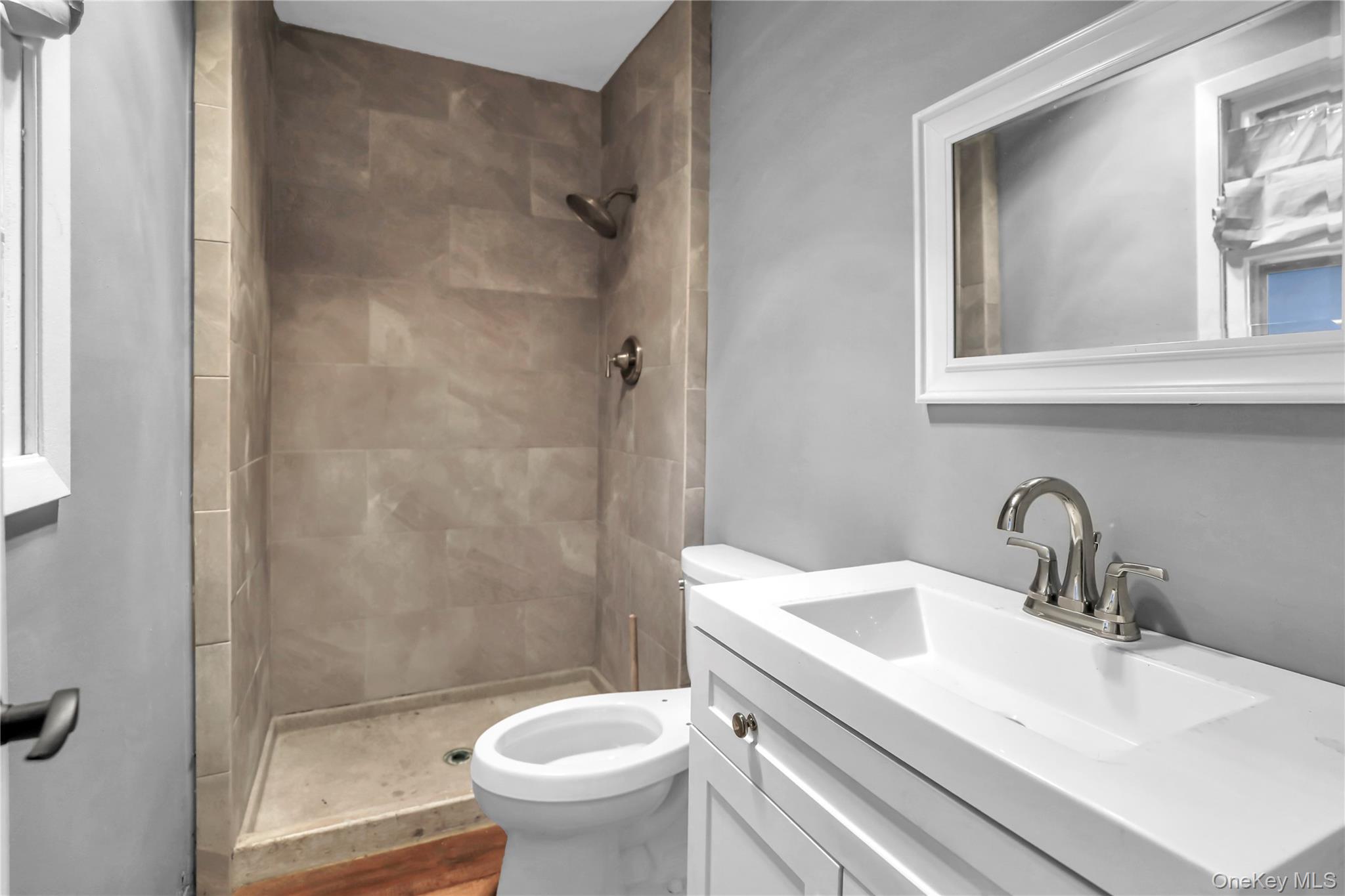 11 Seward Lane, Stony Brook, NY 11790