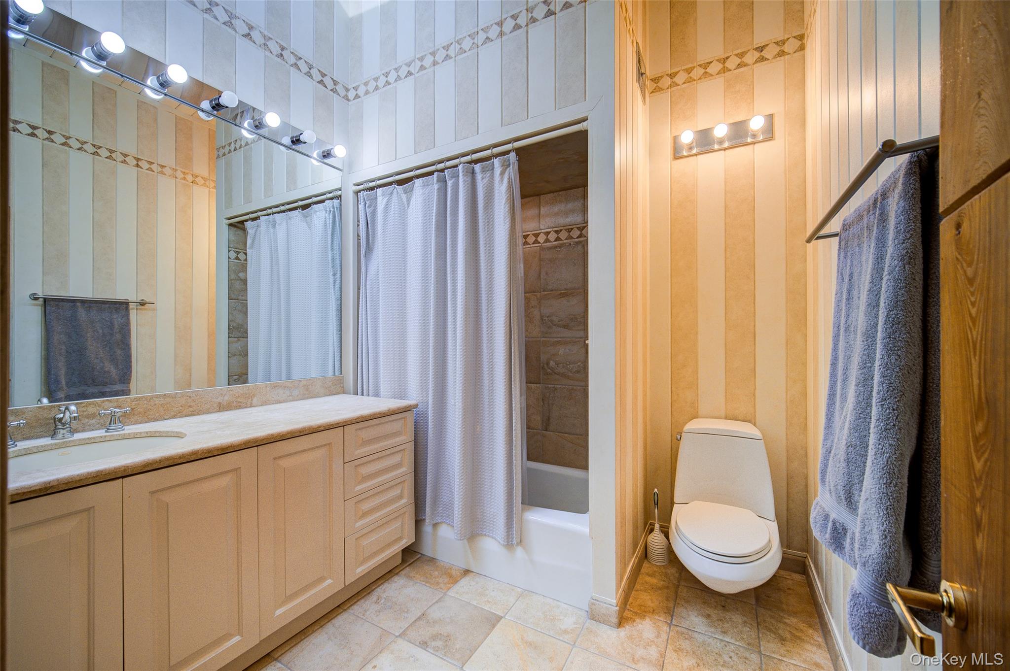 24 Spook Rock Road, Suffern, NY 10901