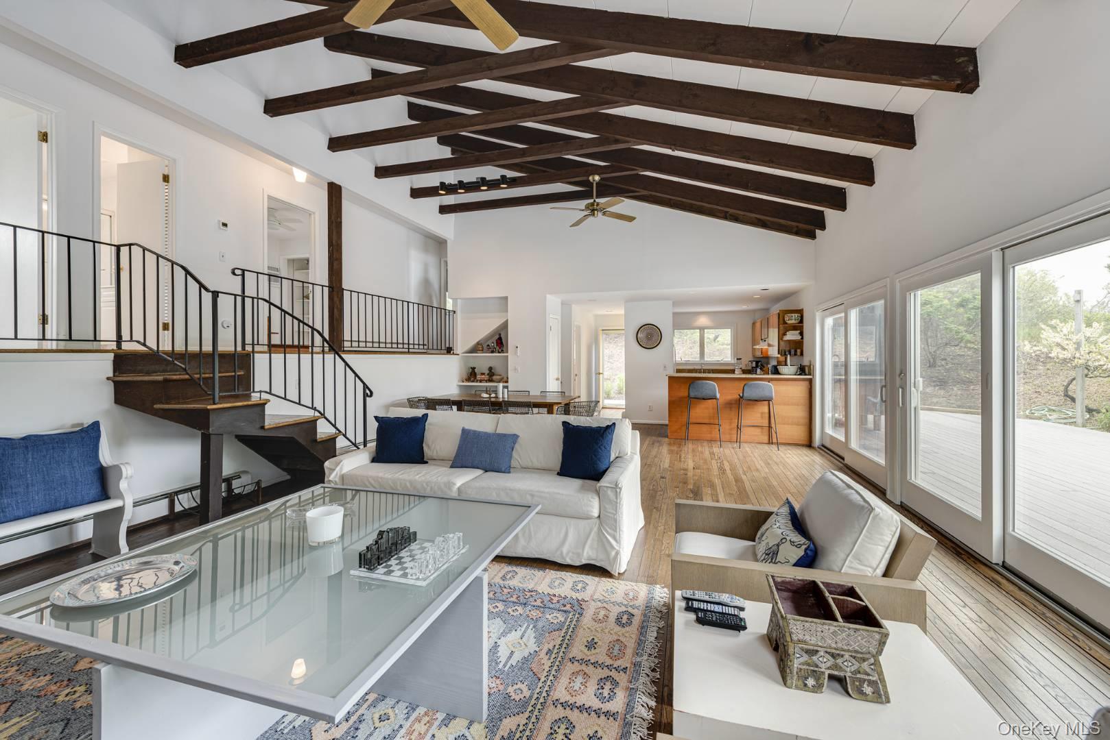 16 Dune Lane, Amagansett, NY 11930