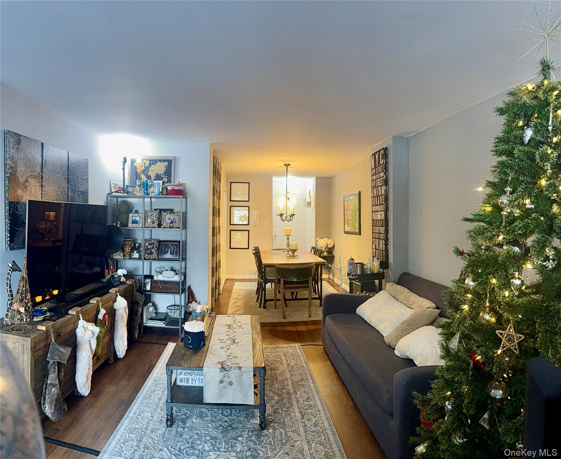 61-20 Grand Central Parkway # B 410, Forest Hills, NY 11375