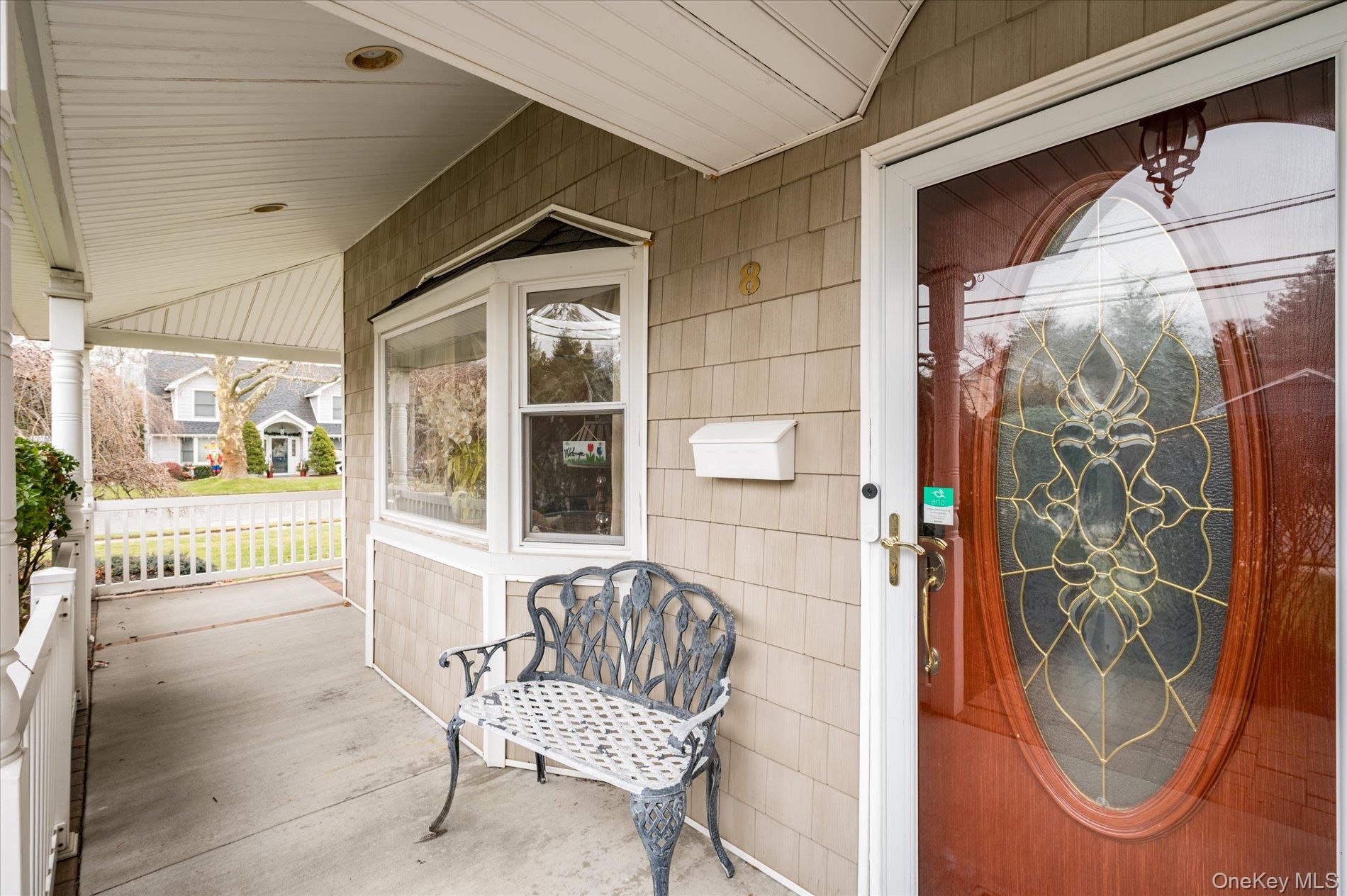 8 Hillside Lane, Syosset, NY 11791