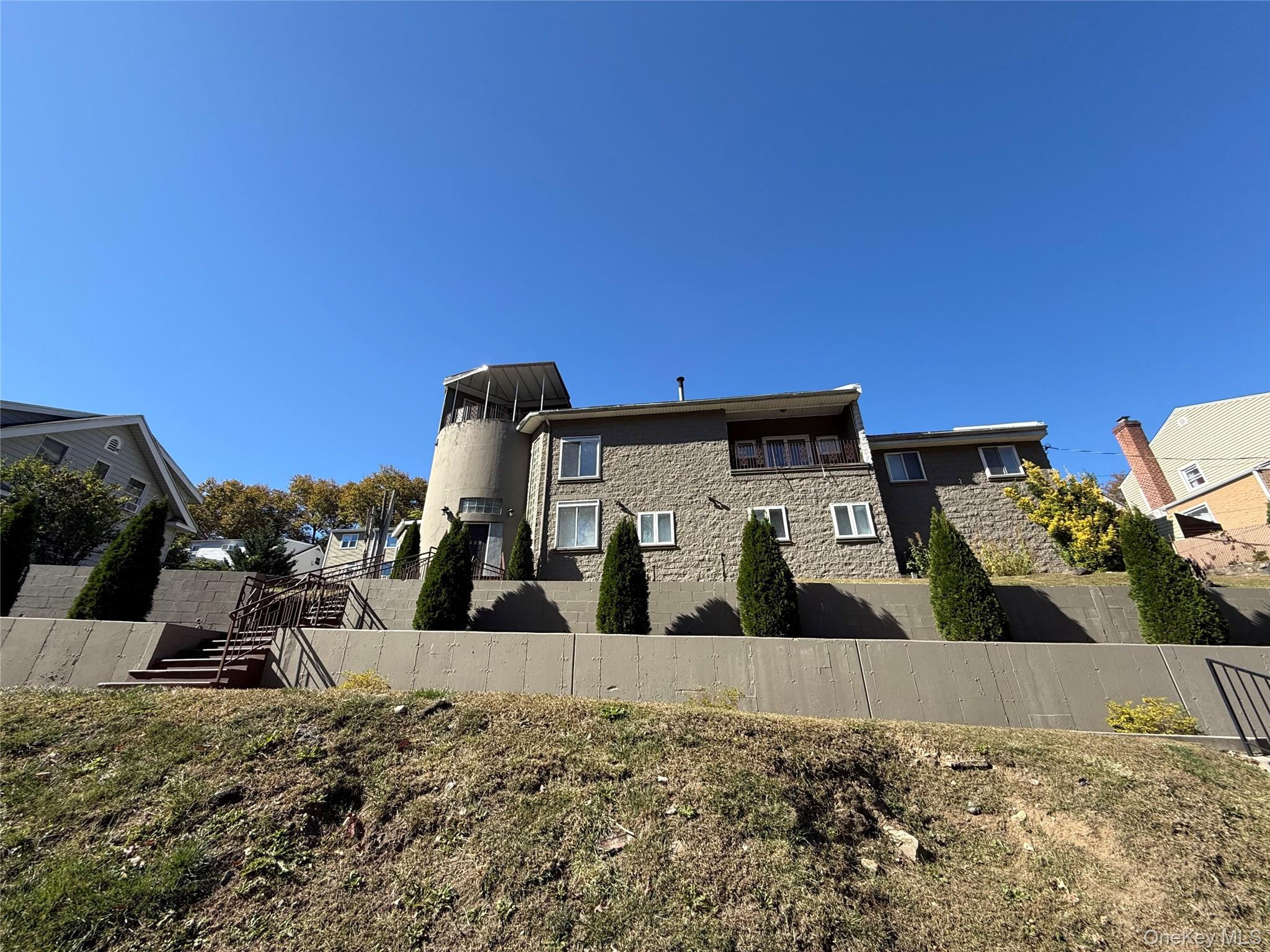 260 Hutchinson Boulevard, Mount Vernon, NY 10552