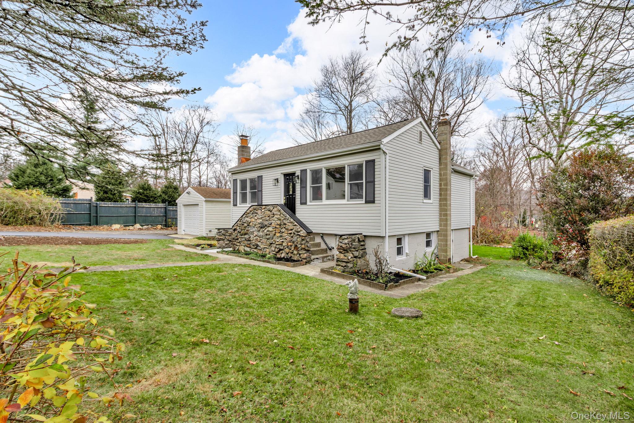 21 Reading Road, Patterson, NY 12563